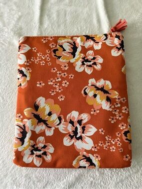 Rachel Pally Reversible Clutch Zahara Floral Canvas Print Flaws
